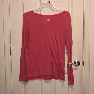 pink long sleeve shirt